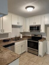 4106 S Park Dr in Tyler, TX - Building Photo - Building Photo