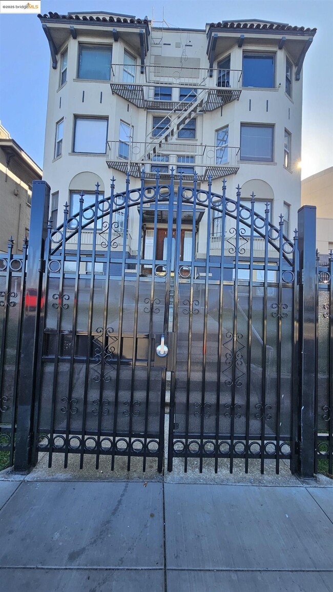 property at 1342 Lakeshore Ave