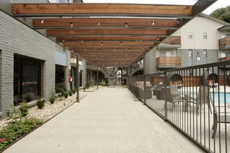 Everton at Bellmar in Dallas, TX - Foto de edificio - Building Photo