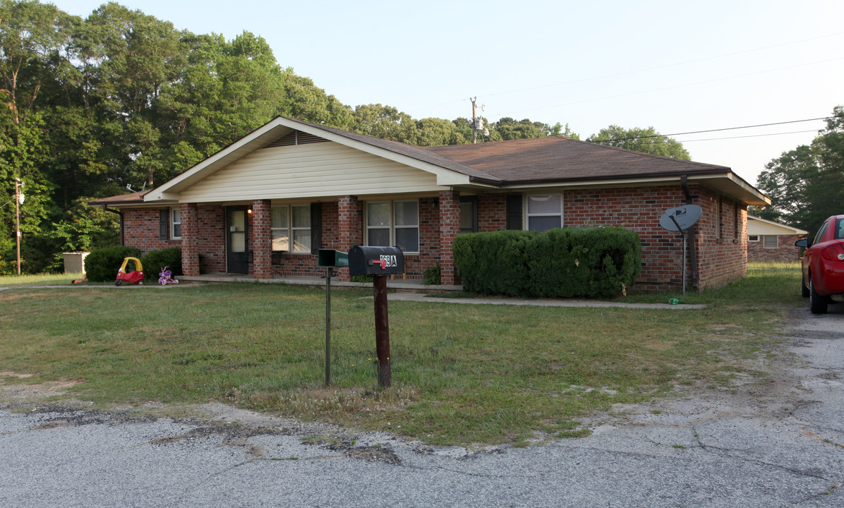 166 Mt. Tabor Rd in Covington, GA - Foto de edificio