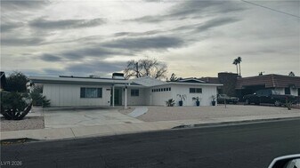 2905 Mason Ave in Las Vegas, NV - Building Photo