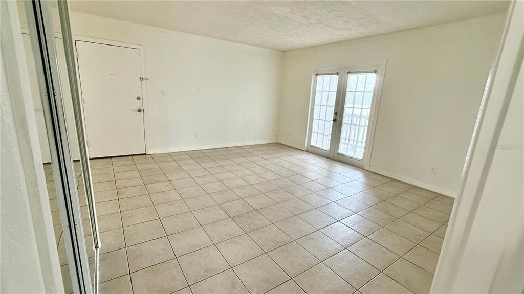 415 Wymore Rd in Altamonte Springs, FL - Building Photo