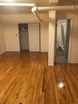 65 Inman St, Unit B Apartamentos