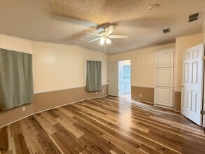 3610 Whistle Stop Ln in Valrico, FL - Building Photo - Building Photo