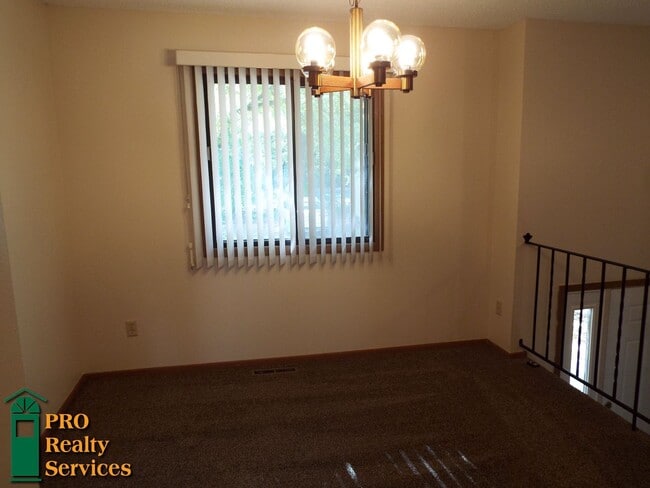 1230 72nd Ave NE in Fridley, MN - Building Photo - Building Photo