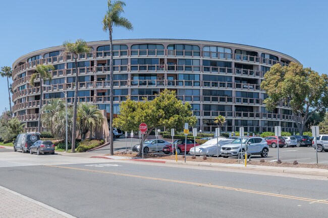Le Rondelet Condominiums