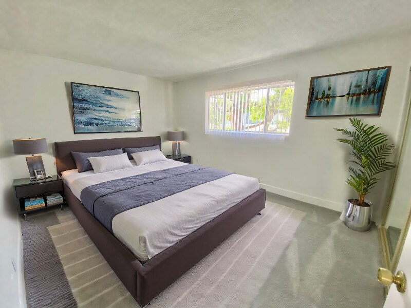 11963 Walnut Ln-Unit -4 in Los Angeles, CA - Foto de edificio