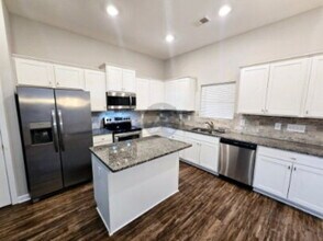 28 Roundabout Ln in Adairsville, GA - Building Photo - Building Photo