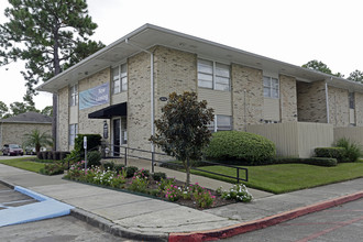 Tanglewood in Westwego, LA - Foto de edificio - Building Photo