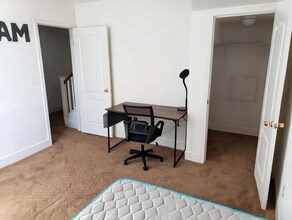 6115 Old Quarry Loop in Oakland, CA - Building Photo - Building Photo