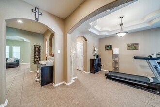 5427 Friesenhahn Ct in San Antonio, TX - Building Photo - Building Photo