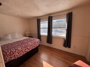 110 Post Rd in Westerly, RI - Building Photo - Building Photo