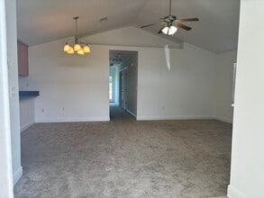3326 Golden Rain Dr in Tallahassee, FL - Building Photo - Building Photo