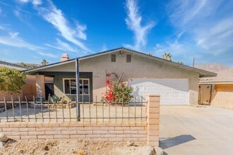 53385 Eisenhower Dr in La Quinta, CA - Building Photo - Building Photo