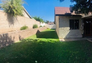 689 Hillcrest Dr in Camarillo, CA - Building Photo - Building Photo