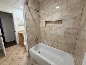 12117 Walden Woods Dr in Orlando, FL - Building Photo - Building Photo