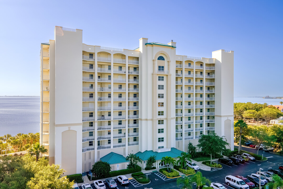 Harbor Pointe in Titusville, FL - Foto de edificio