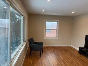 1213 S Midvale Blvd, Unit C in Madison, WI - Building Photo - Building Photo