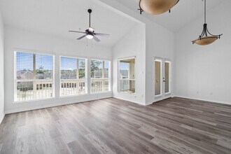 30 April Point Dr S in Montgomery, TX - Building Photo - Building Photo