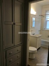 71 Winchester St, Unit 2 in Brookline, MA - Foto de edificio - Building Photo