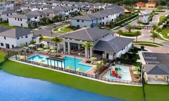 9143 NW 161st St in Miami Lakes, FL - Building Photo