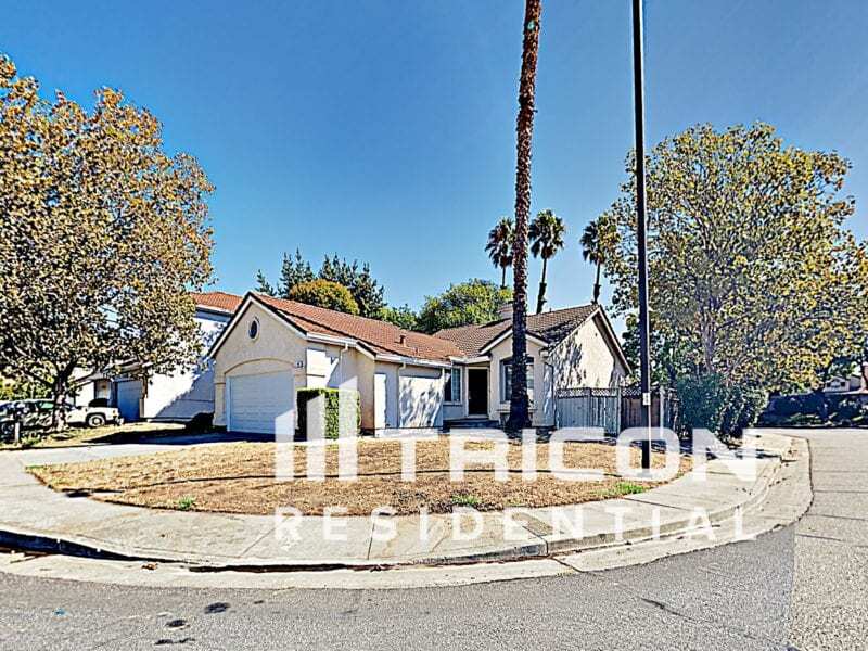 400 Kinsmill Ct in Suisun City, CA - Building Photo