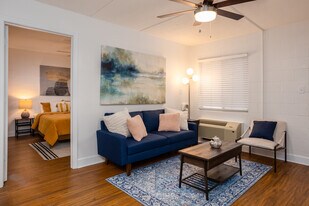 Edge at 401 in Tallahassee, FL - Building Photo