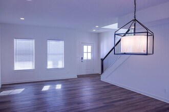 20011 Cornice St in Spring Hill, KS - Building Photo - Building Photo