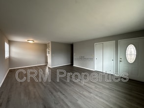 803 Tomahawk Blvd in Kokomo, IN - Building Photo - Building Photo