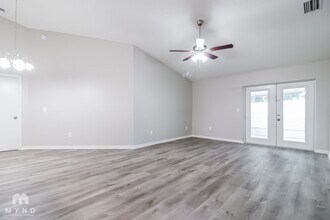 7629 Tamarind Ave in Tampa, FL - Building Photo - Building Photo