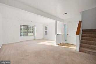 4198 Bluebird Dr in Waldorf, MD - Building Photo - Building Photo