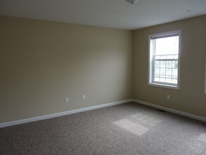 52 Eagle Ridge Rd in Sandown, NH - Building Photo - Building Photo