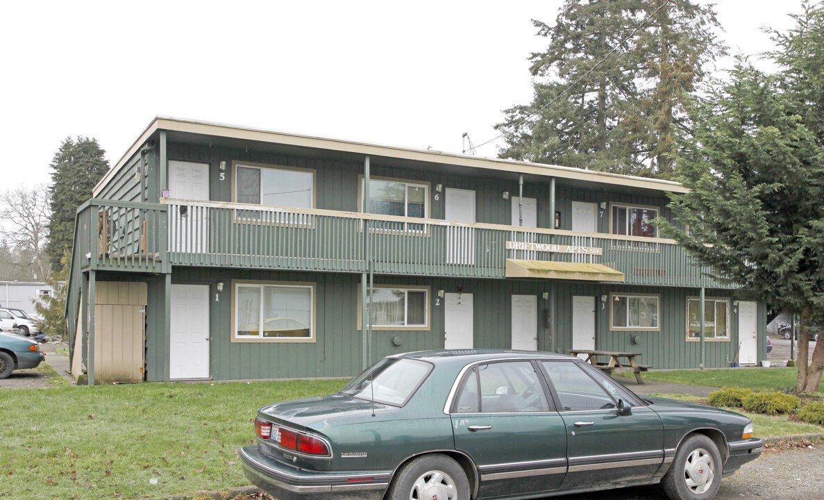 Driftwood Apartments in Lakewood, WA - Building Photo