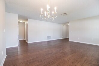 2327 Norwood Pl in Tavares, FL - Building Photo - Building Photo