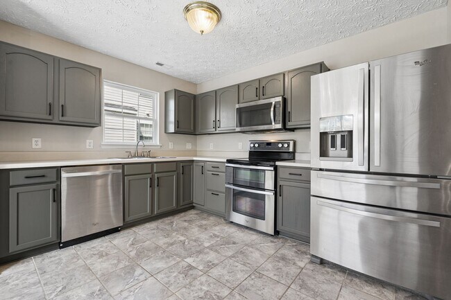 510 Cove Hollow Dr in Durham, NC - Building Photo - Building Photo