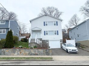 506 Merritt St in Bridgeport, CT - Building Photo - Building Photo