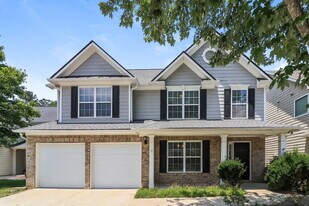 138 Hidden Lake Cir in Canton, GA - Building Photo