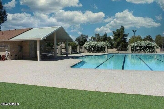 18225 N 45th Ave in Glendale, AZ - Foto de edificio - Building Photo