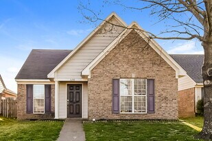 5290 Kristy Ln in Southaven, MS - Building Photo
