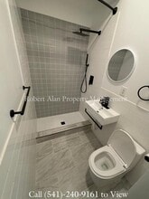 119 SW Emigrant Ave in Pendleton, OR - Building Photo - Building Photo