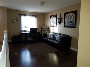 482 Petunia Ct in Merced, CA - Building Photo - Building Photo
