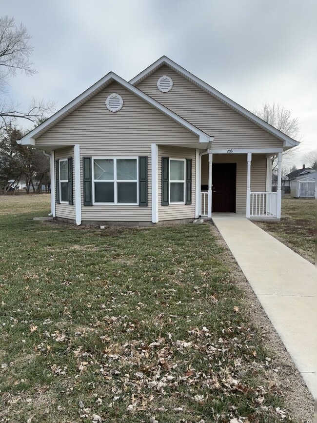 property at 2031 Blaine Ave