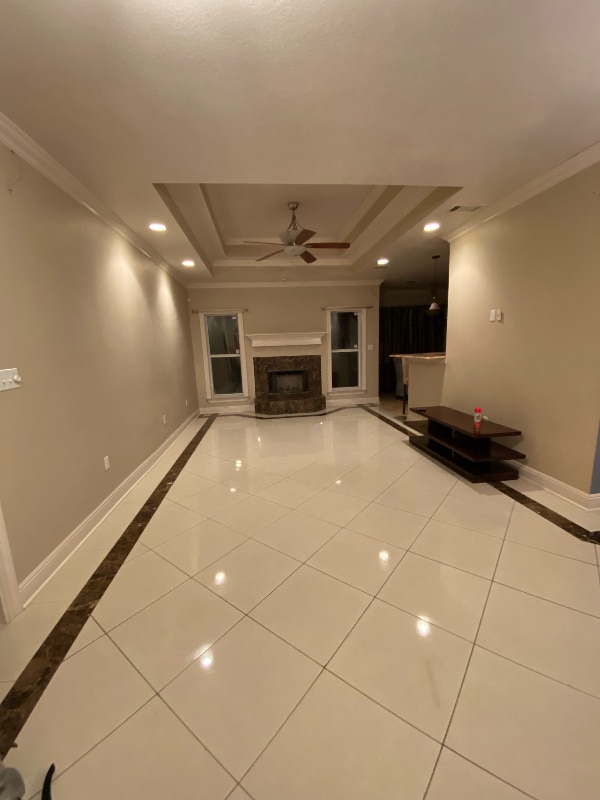 3104 Moss Ln in Violet, LA - Foto de edificio - Building Photo