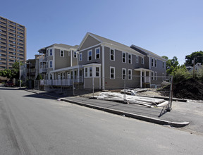 7 Bellevue St in Worcester, MA - Foto de edificio - Building Photo