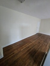 136 Kenilworth Avenue Northeast in Washington, DC - Foto de edificio - Building Photo