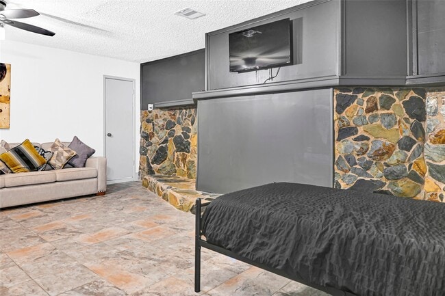 property at 1806 Clayton Dr