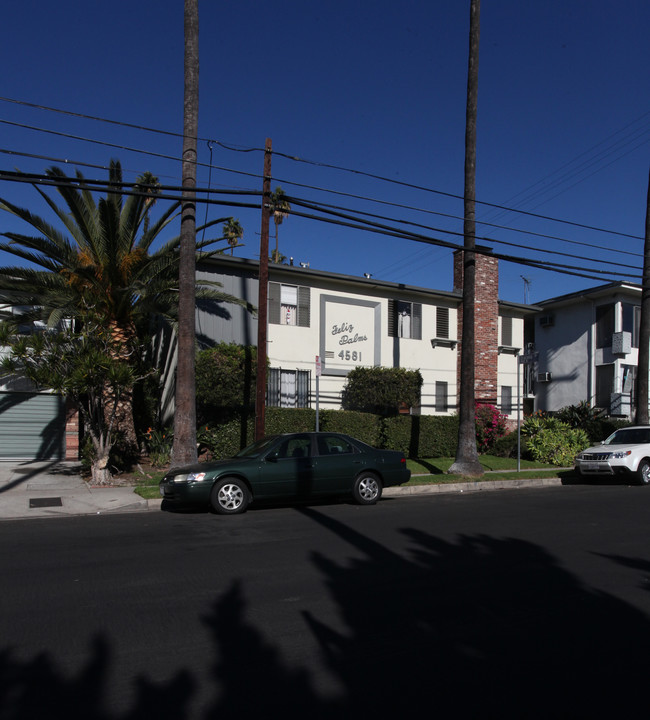 4581 Finley Ave in Los Angeles, CA - Building Photo - Building Photo