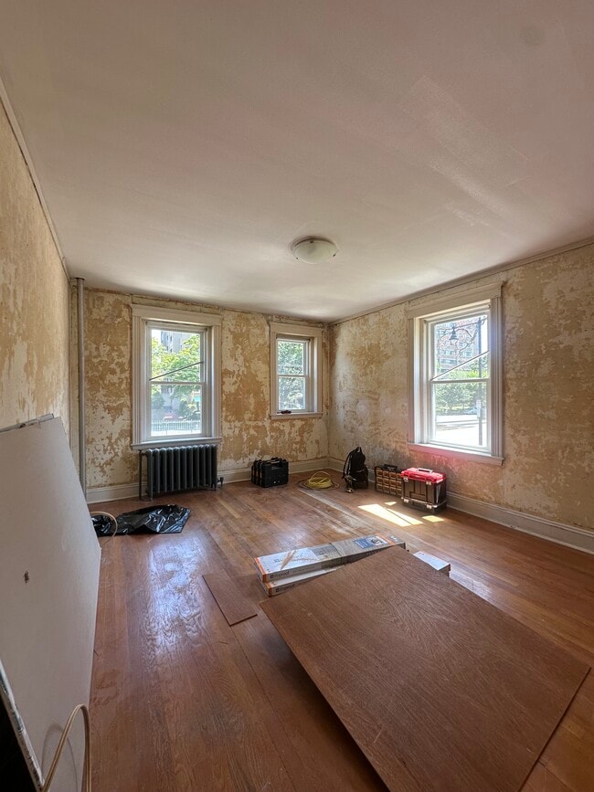 1933 Commonwealth Ave, Unit 17