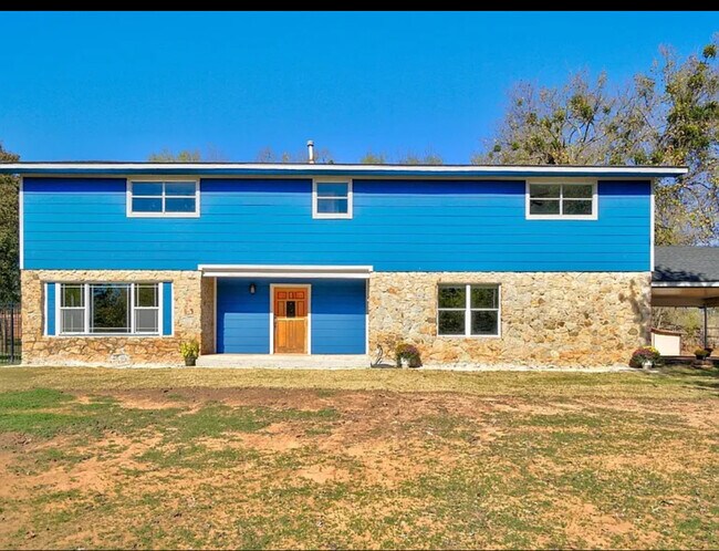 property at 2713 S Division St