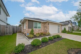 12715 Basinghall Ln in Houston, TX - Building Photo - Building Photo